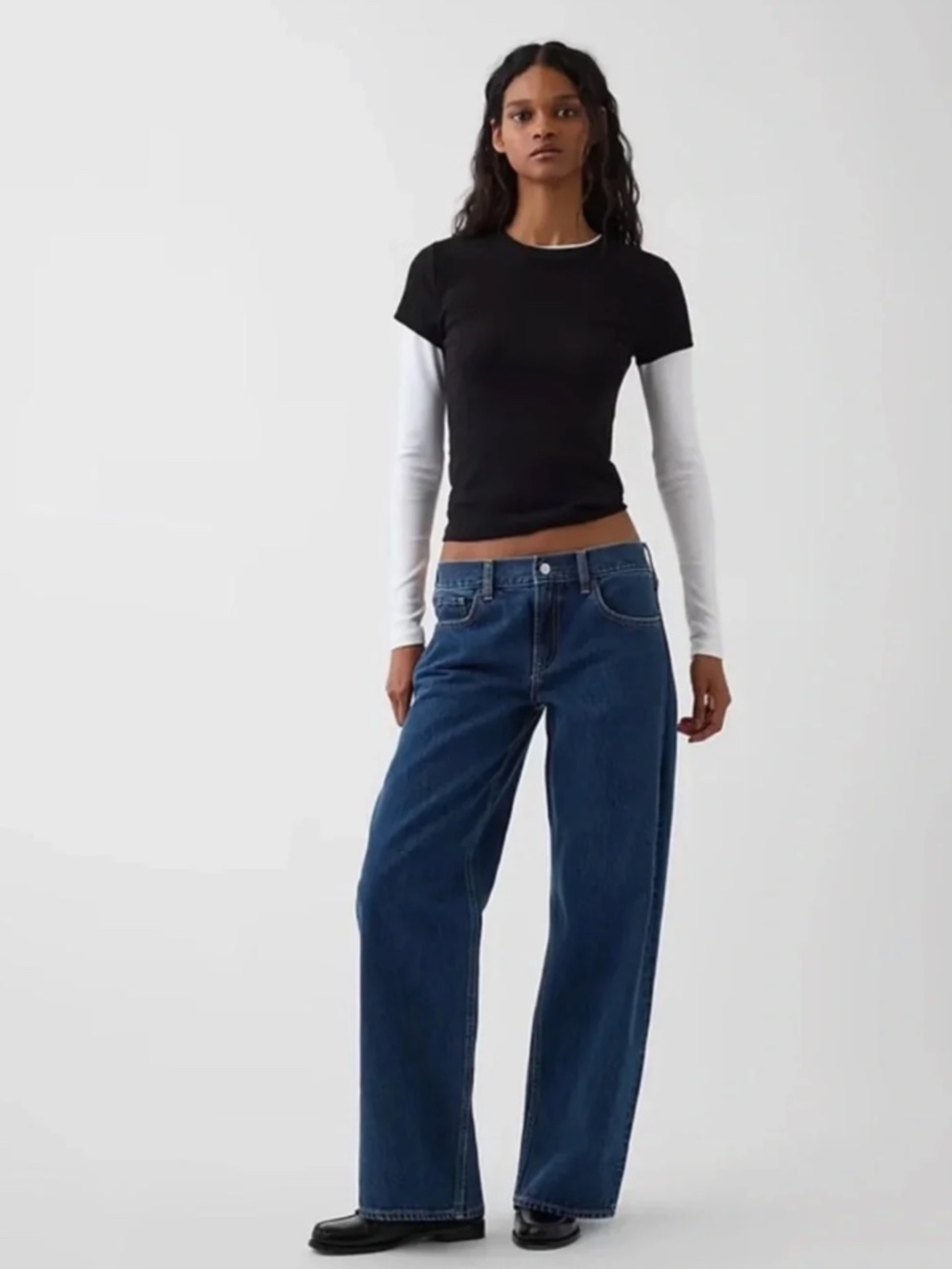 NWT GAP x Hailey Bieber The Hailey Low Rise Loose Jean in Medium Indigo 24